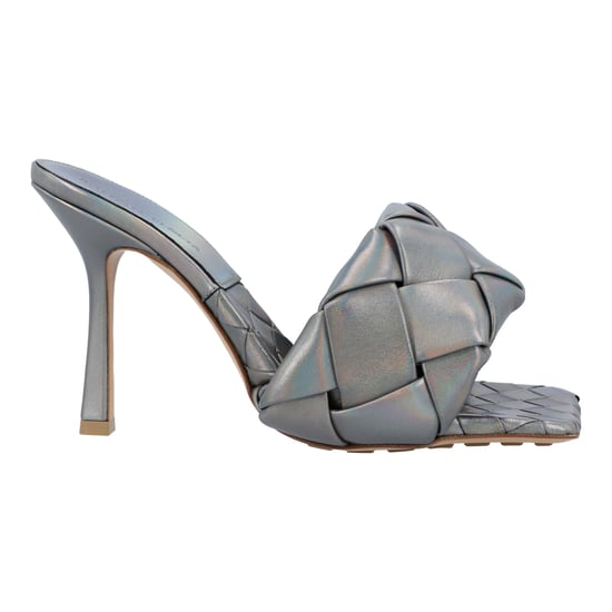 Bottega Veneta Damen Lido Gepolsterte Pantoletten aus silbernem Lammleder - Image 5