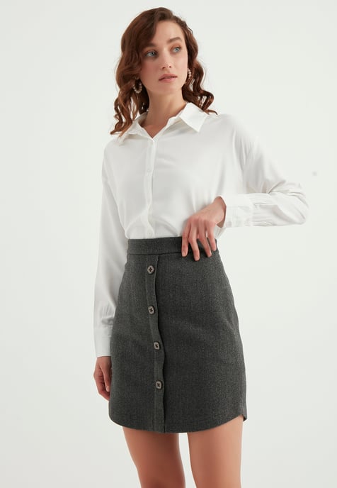 Button Detailed Skirt