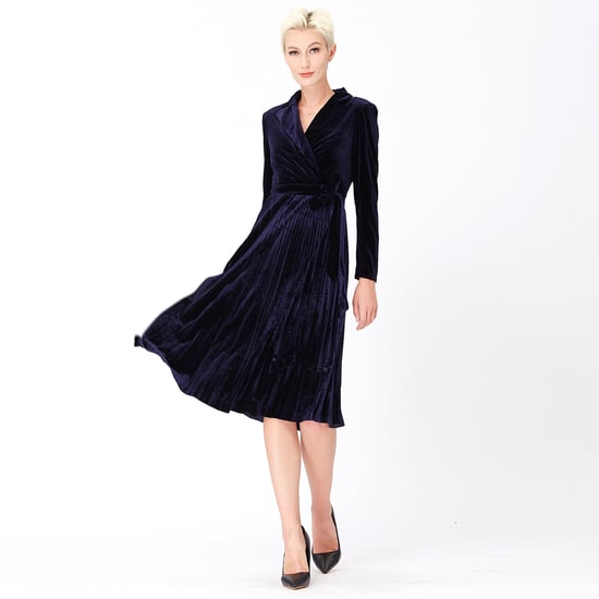 Kleid in Wickeloptik aus Samt - Image 3
