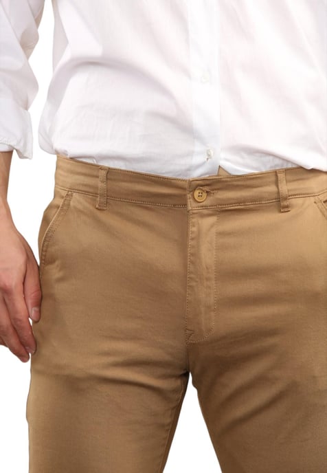 MYT Herren Slim Fit Chinos in Tan - Image 4
