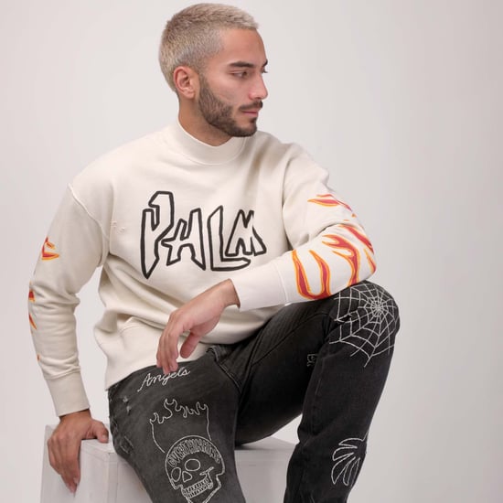 Bedrucktes Rollkragen-Sweatshirt in Weiß - Image 4