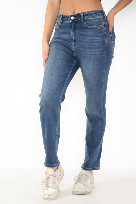 Damen Magic Shaping High Waisted Straight Leg Jeans in Blau - Image 5