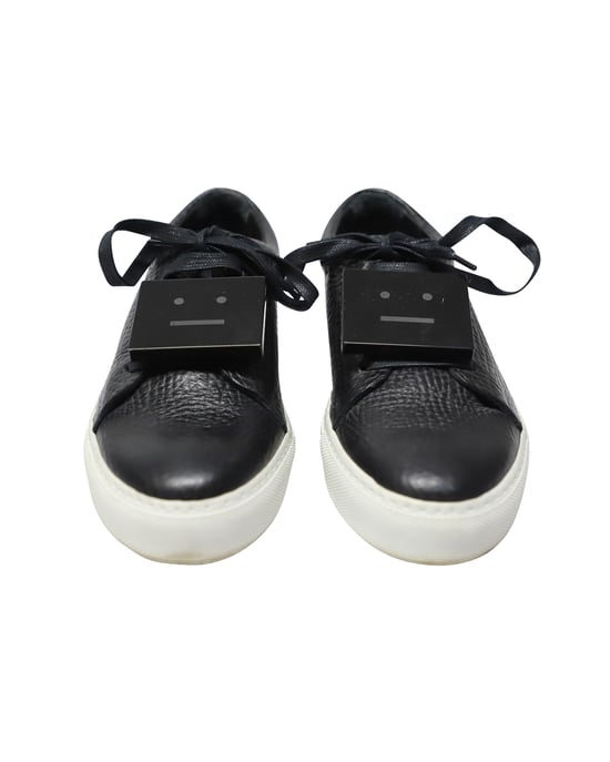 Acne Studios Adriana Low Top Sneakers aus schwarzem Kalbsleder - Image 2