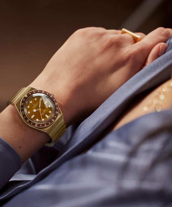 Timex Q Diver Inspiration Damen Goldene Uhr TW2V92500 - Image 6