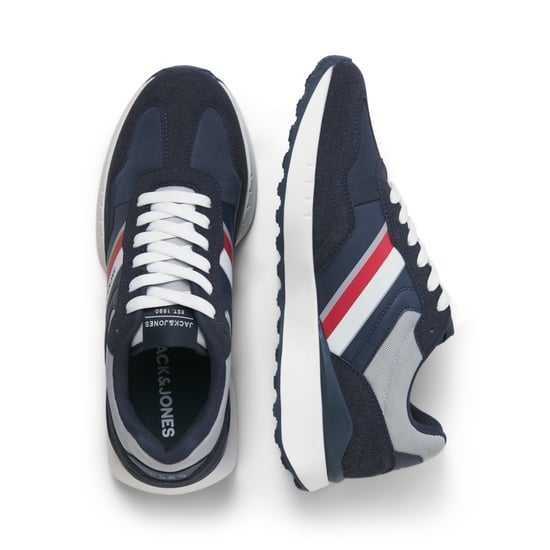 Herren-Turnschuhe Boston Combo von der Marke Jack & Jones. Der Schuh ist aus hochwertigem Kunstleder und Textil gefertigt.  Marke: Jack & JonesModellname: Boston ComboKategorie: HerrenschuheMaterialien: Kunstleder, TextilFarbe: marineblau - Image 3