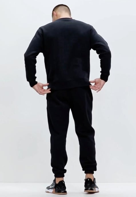 Nike Club Fleece Plus Trainingsanzug mit kleinem Logo in Schwarz - Image 2