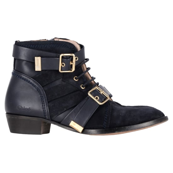 Chloé Ankle Boots aus schwarzem Wildleder mit Schnallen- und Schnürdetails - Image 1