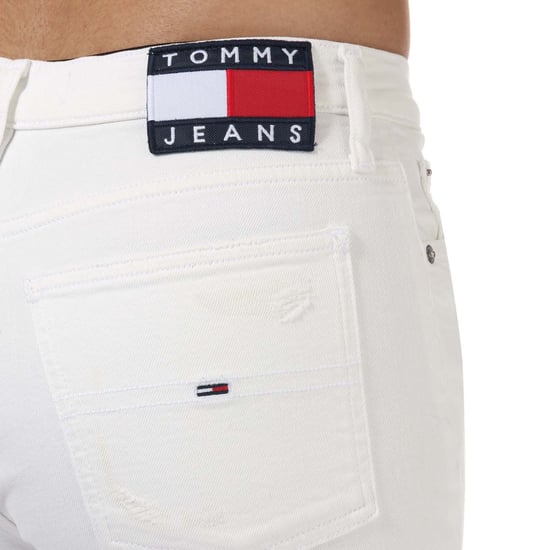 Tommy Hilfiger Tabard Logo Patch Jeans für Frauen in Weiß - Image 6