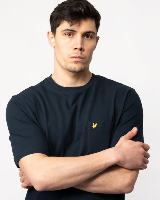 Lyle & Scott, schlichtes Piqué-T-Shirt mit Tasche für Herren - Image 2