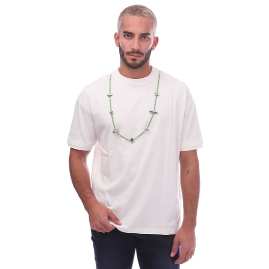 Baumwoll-Rundhals-T-Shirt mit abnehmbarer Halskette in Weiß - Image 1
