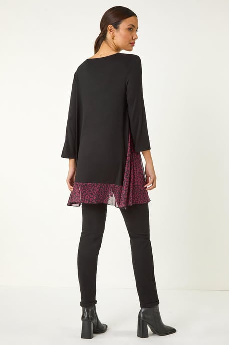 Animal Print Contrast Mesh Hem Stretch Top