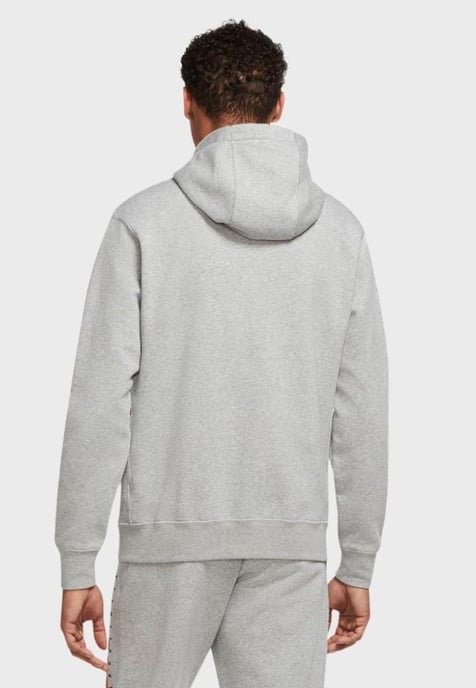 Nike Herren Sportswear Fleece-Kapuzenpullover in Grau - Image 2