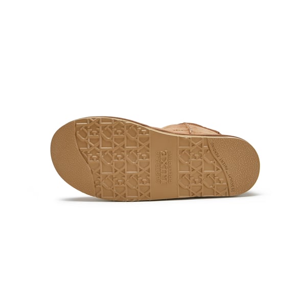 Cosy Short Chestnut