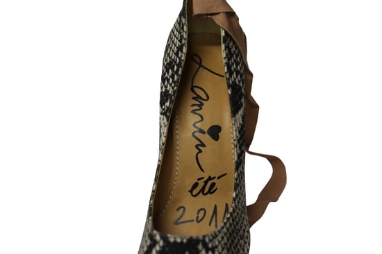 Lanvin Riemensandaletten aus Holz mit Keilabsatz und offenem Zehenbereich in Phyton-Print-Leder - Image 6
