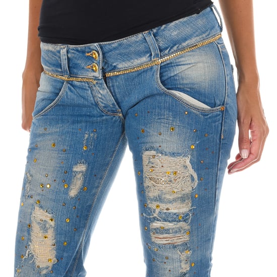 Lange Jeanshose mit abgetragenem und zerstörtem Effekt 10DB50128 Damen - Image 2