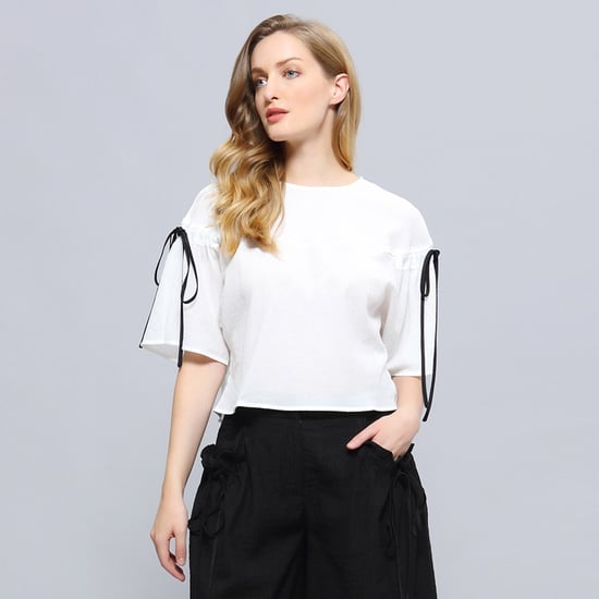 Crop-Top mit Tulpenärmeln - Image 1