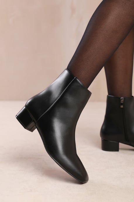 Wheres That From Womens 'Odetta' Low Block Heel Ankle Boot With Side Zip
