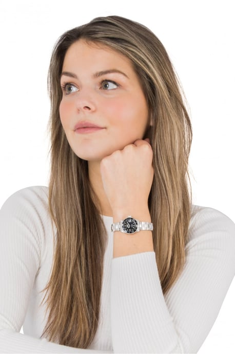Invicta Pro Diver 8939 Women's Quartz Watch - 24mm