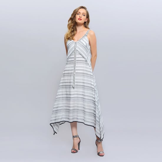 Diagonal gestreiftes Midikleid mit Riemen - Image 3