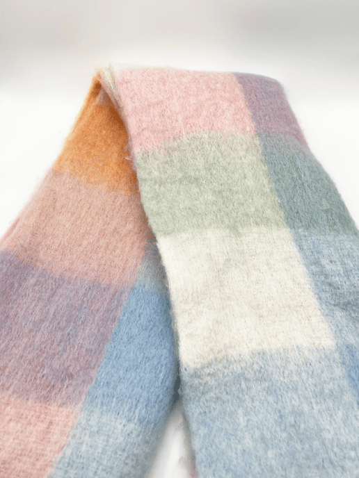 Light Check Scarf & Beanie Set