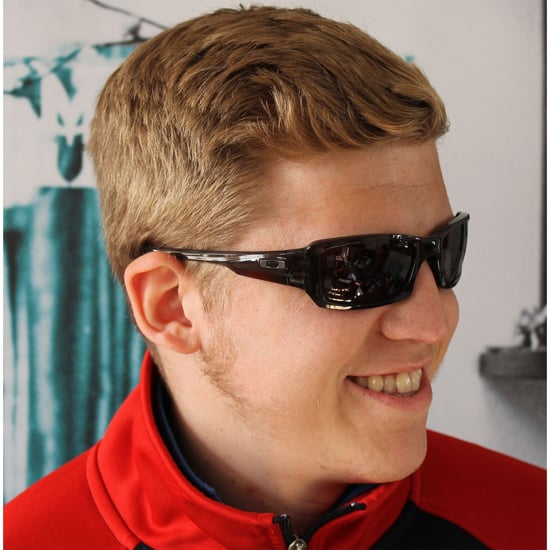 Oakley Wrap Unisex Graues Rauch Warmes Grau Sonnenbrille - Image 3