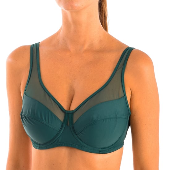 Generous 03983 women's underwire bra offers a comfortable and generous fit for greater comfort and support