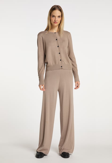 Dreimaster Strickjacke Damen Taupe - Image 2