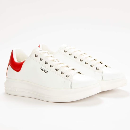 Guess Herren-Sneaker mit klassischem Logo - Image 1