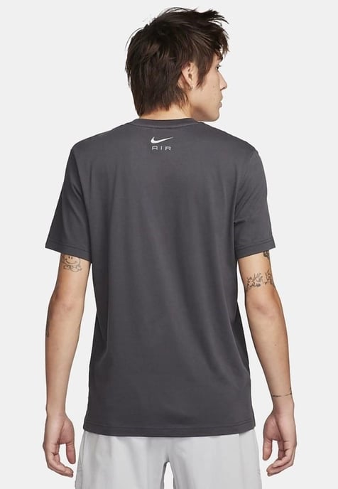 Nike Air Herren Grafik-T-Shirt in Holzkohle - Image 2