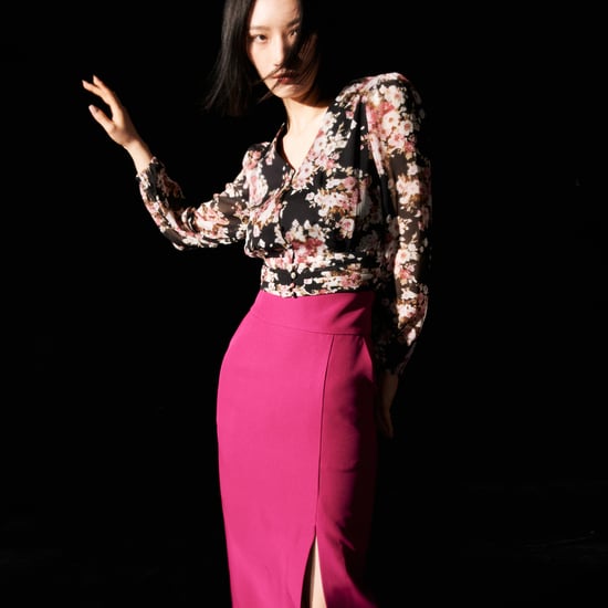 Kurze Bluse mit Blumendruck - Image 5