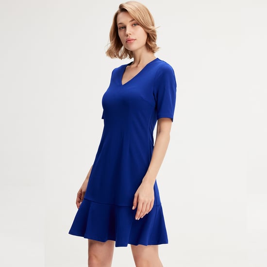 Minimalistisches Kleid aus Trapez-Jersey - Image 2