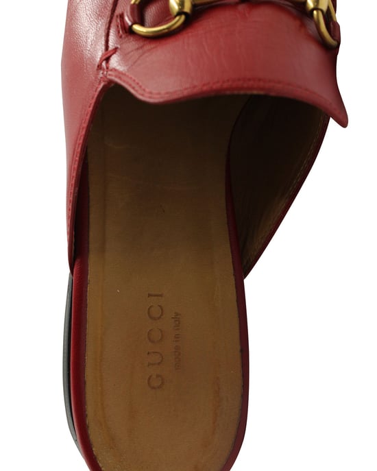 Rote Mules mit Pferdebit - Image 5