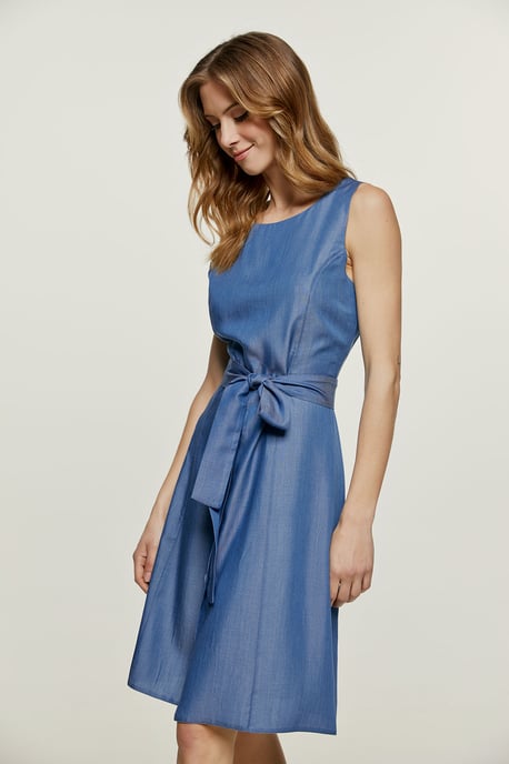 Sleeveless Dress with Belt and Button Detail