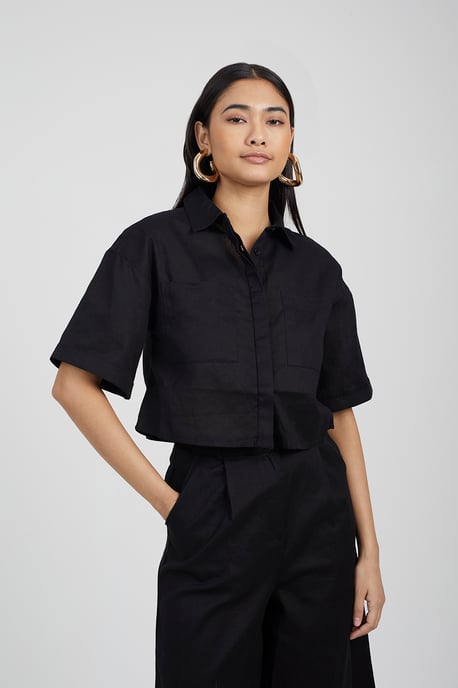 Black 'Carrie' Short Sleeve Cropped Shirt