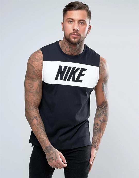 Nike Herren Retro Logo Weste In Schwarz - Image 1
