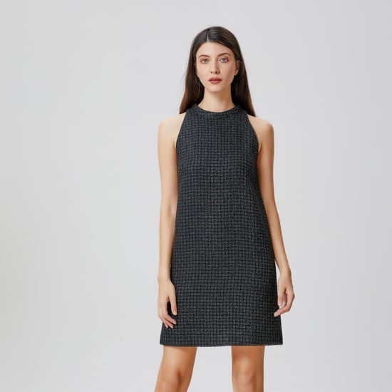 Ärmelloses, kurzes Trapezkleid aus Tweed - Image 1