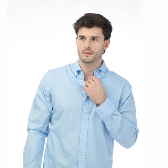 Men's Gant Regular Poplin A.Shield Shirt in Blue - Image 3