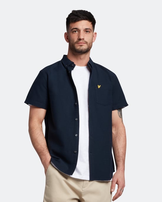 Lyle & Scott Baumwoll-Slub-Shirt mit kurzen Ärmeln in Navy - Image 1