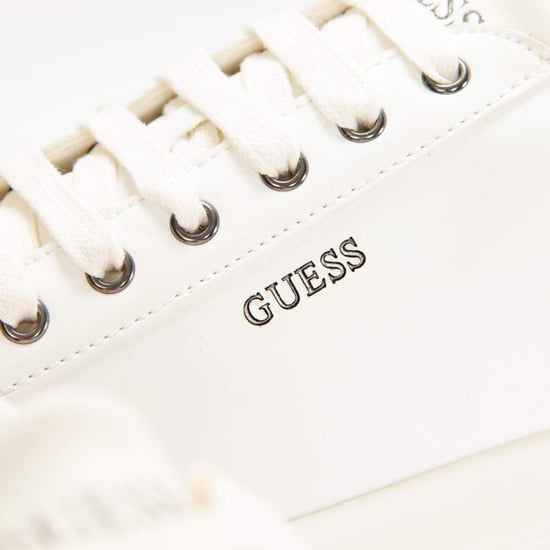 Guess Herren-Sneaker mit klassischem Logo - Image 4