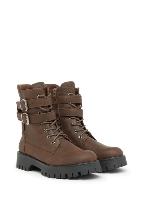 Bank 'Tatton' 2 Riemen Stiefel - Image 3
