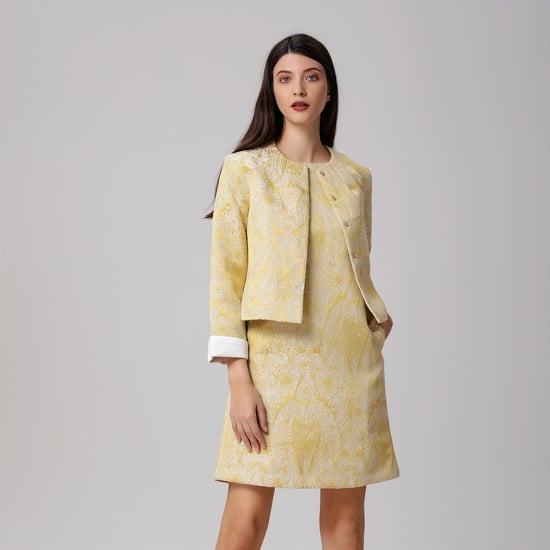 Minimalistisches Minikleid aus Brokat - Image 2