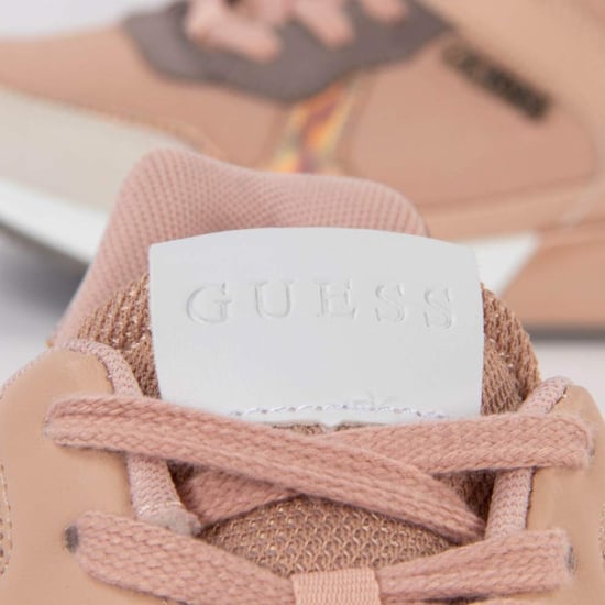 Guess Damen-Sneaker in Nude - Image 4