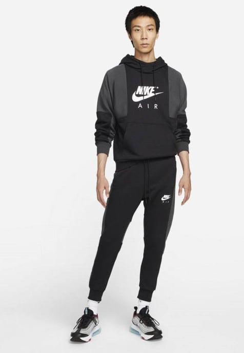 Nike Air Herren-Trainingsanzug mit Kontrast - Image 1