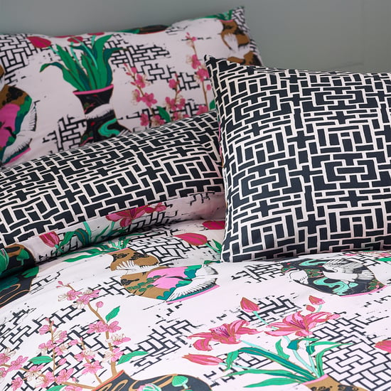 Ishiko Floral Reversible Duvet Cover Set - Image 4