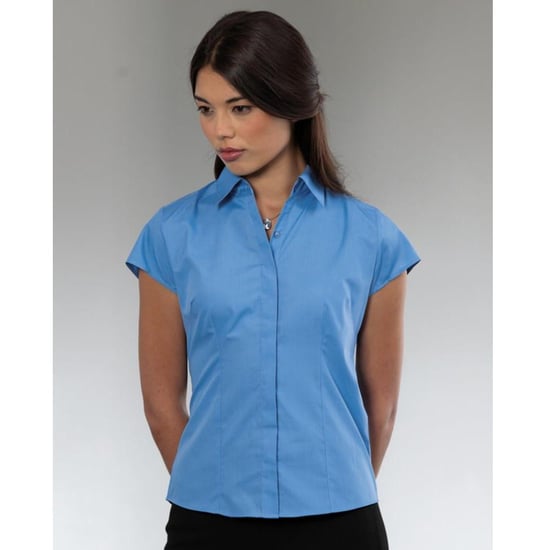 Russell Collection Easy Care Fitted Poplin Bluse, kurzarm (Business-Blau) - Image 2