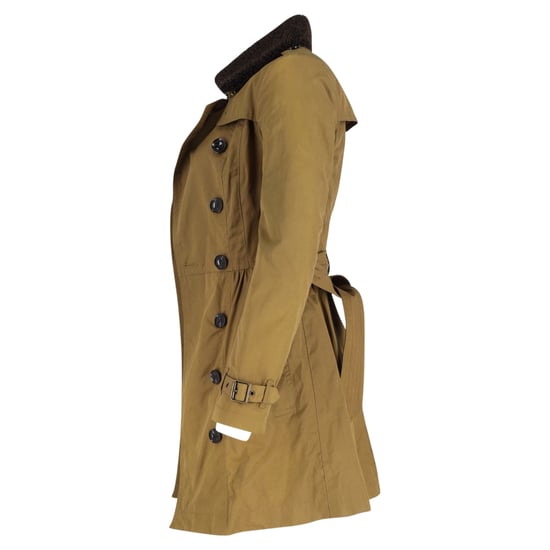 Burberry Brit Trenchcoat mit langem Schaffellkragen aus olivfarbenem Baumwollstoff - Image 2