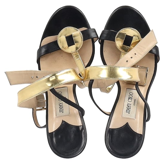 Jimmy Choo T-Strap Absatzsandalen aus schwarzem und goldenem Leder - Image 3