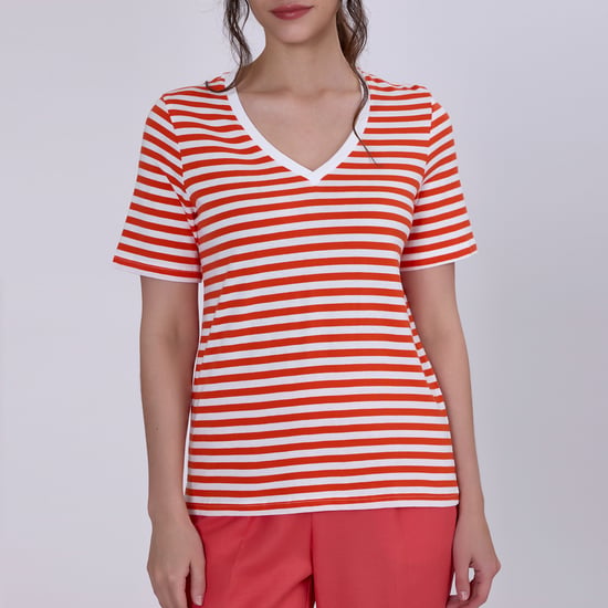 Gestreiftes Baumwoll-T-Shirt mit V-Ausschnitt - Image 2