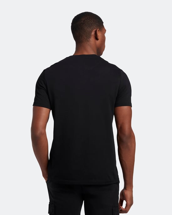 Lyle & Scott Einfarbiges T-Shirt in Schwarz - Image 3