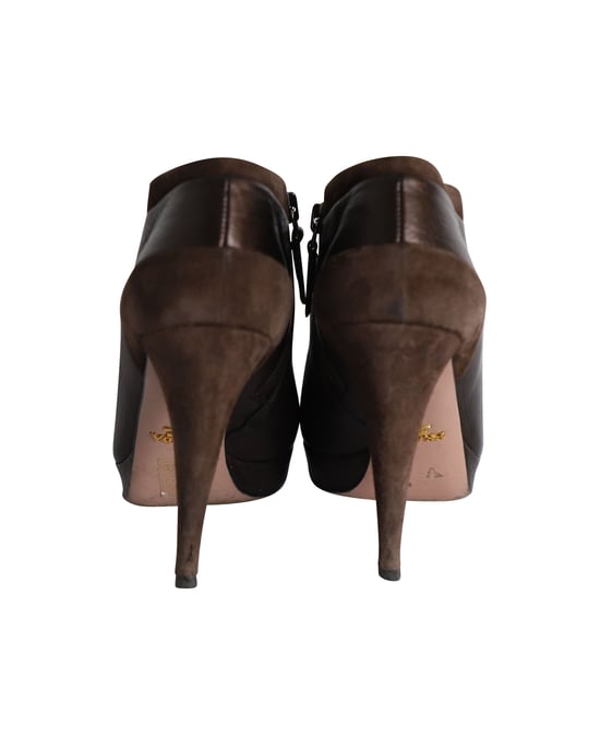 Prada Stiefeletten mit Wildlederbesatz aus braunem Leder - Image 4